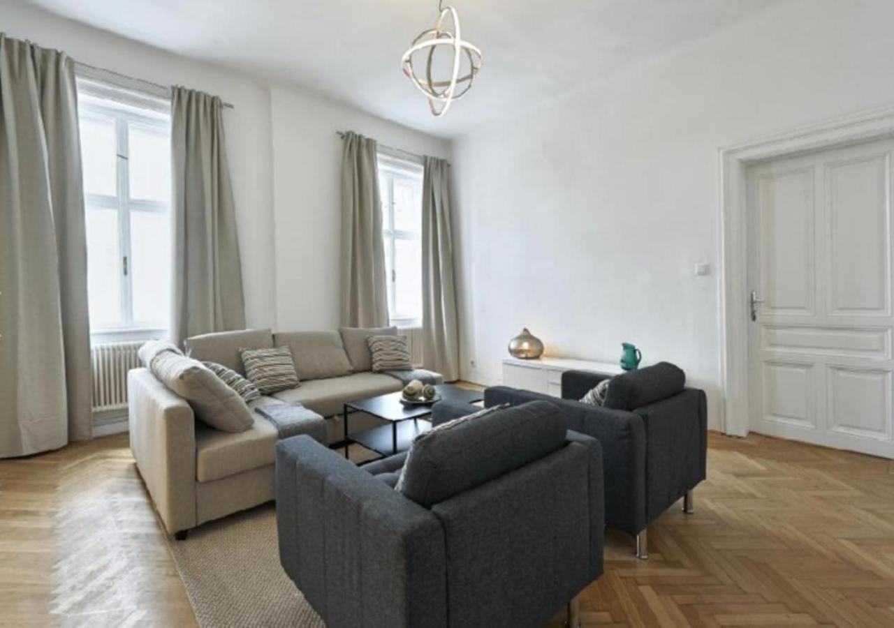Luxurious, 2 Min To Casino And Roemertherme Baden Exterior foto