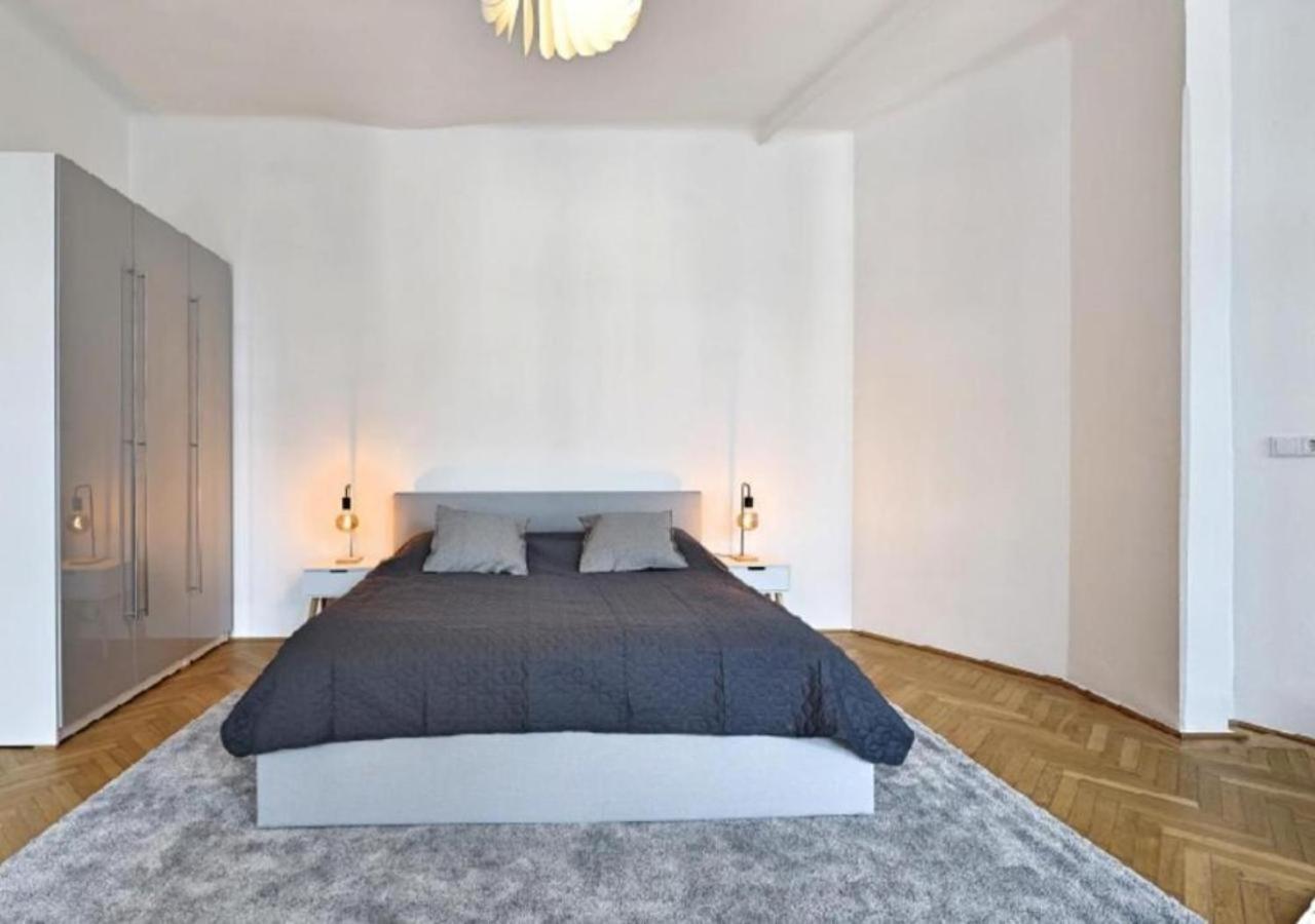 Luxurious, 2 Min To Casino And Roemertherme Baden Exterior foto