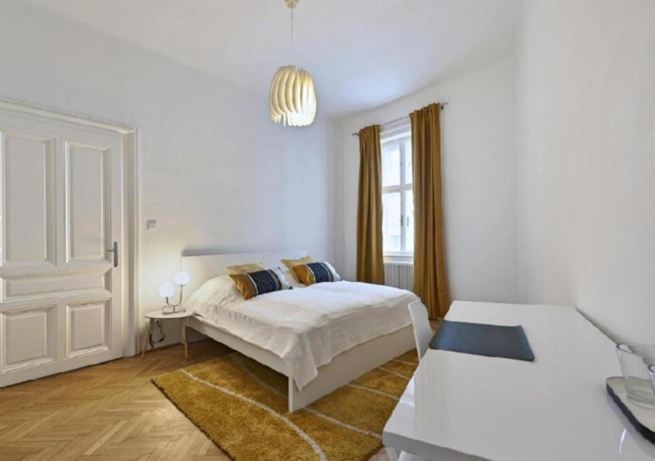Luxurious, 2 Min To Casino And Roemertherme Baden Exterior foto
